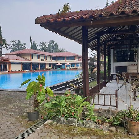 Cisarua Indah Cottage Brujul Εξωτερικό φωτογραφία