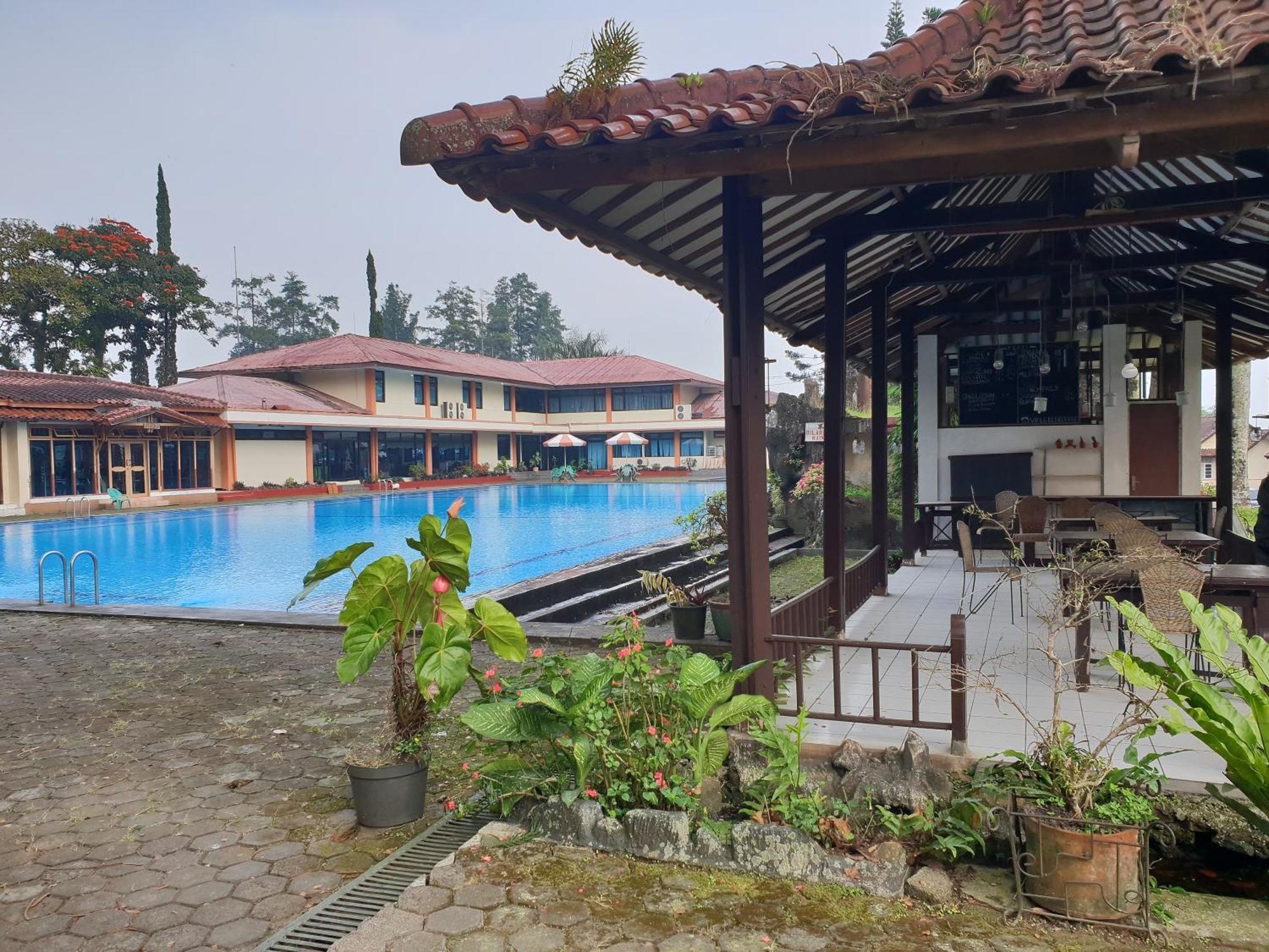Cisarua Indah Cottage Brujul Εξωτερικό φωτογραφία